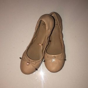 Nude leather ballet flats